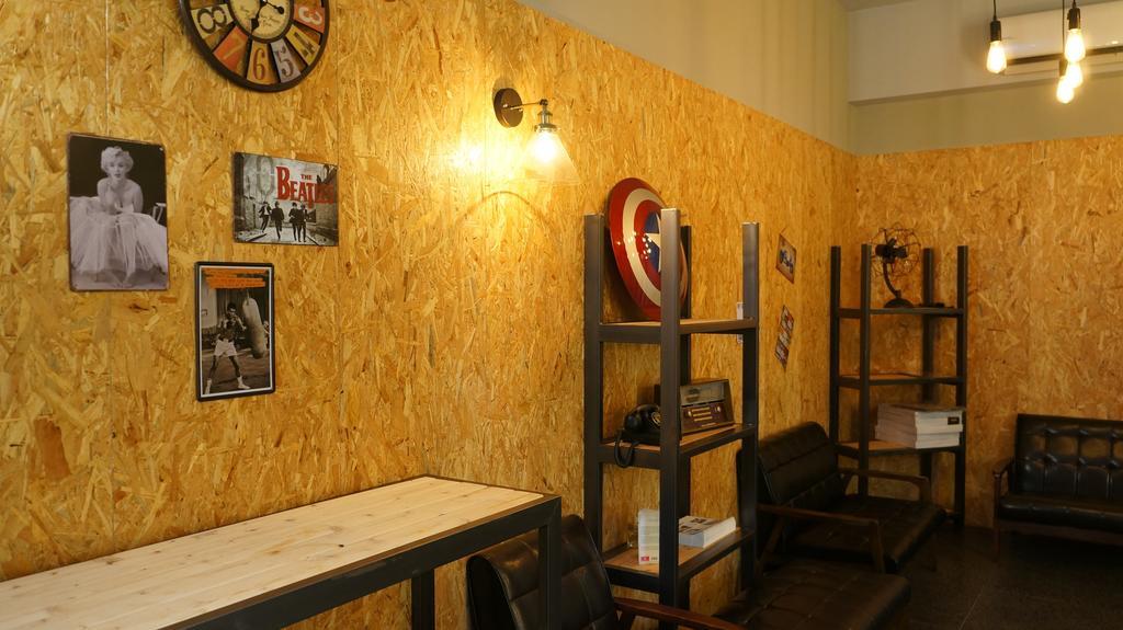 Lovely Bean Hostel Хуалиен Сити Екстериор снимка